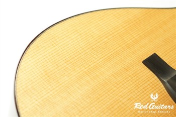 Model OM. Sitka Spruce/African Mahogany